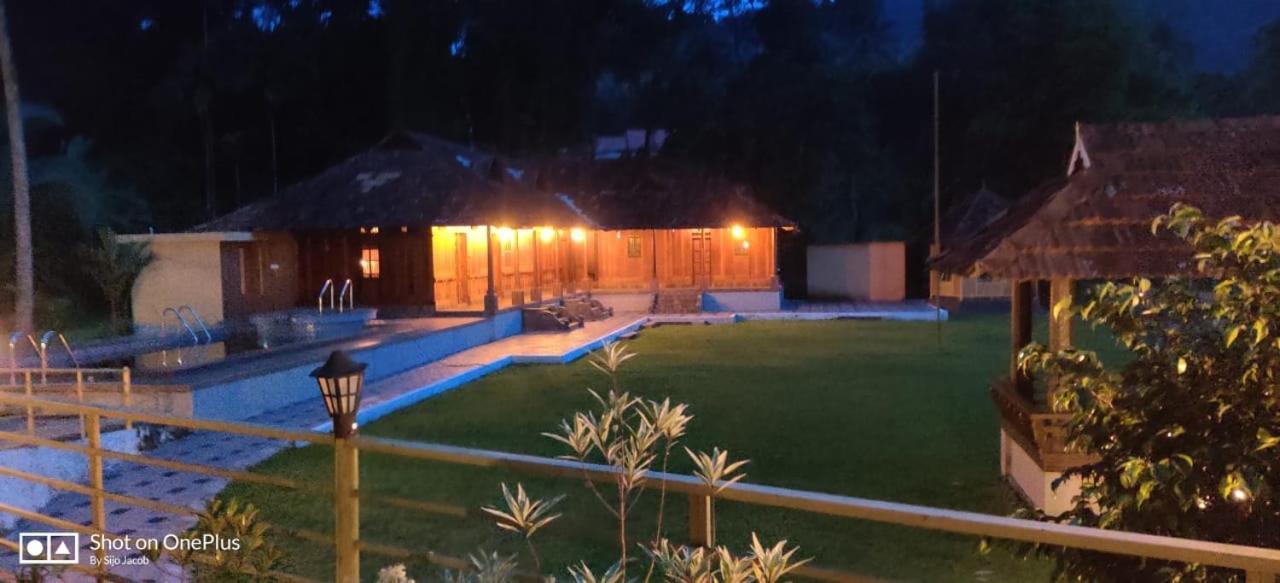 كوتامانغْلام Sparrow Vale Resort المظهر الخارجي الصورة